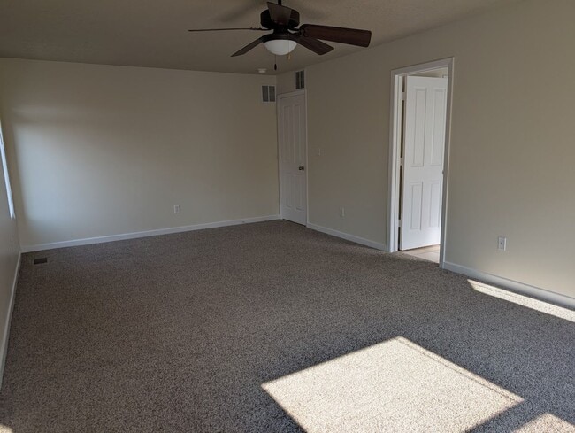 Building Photo - Spacious 2-Story Home with 3-Car Garage in...