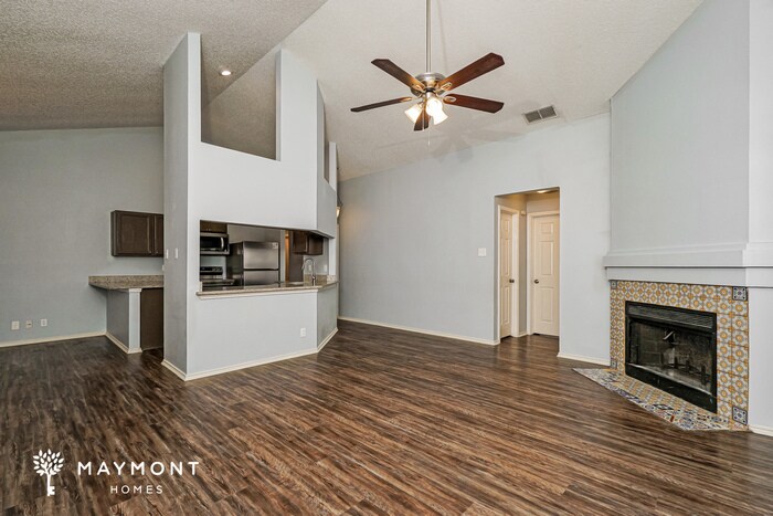Building Photo - 8039 Sunshine Trail Dr