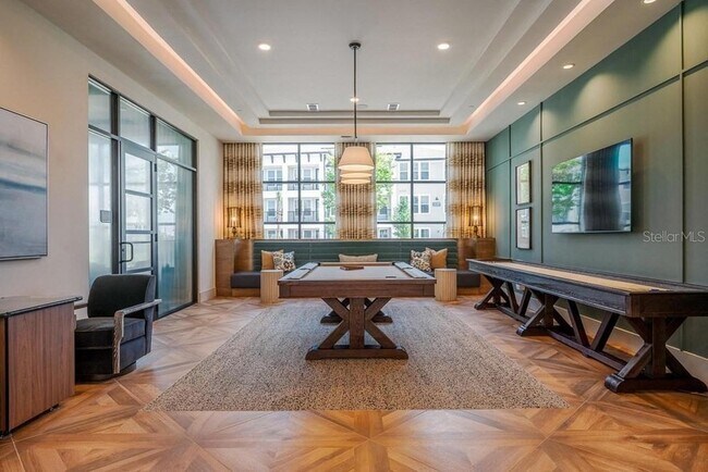 Building Photo - 15000 Stratus Lp