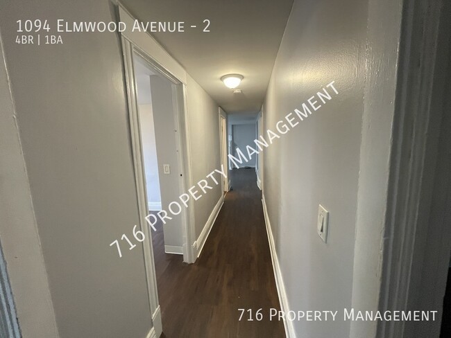 Building Photo - Spacious 4 bedroom right in Elmwood Village!