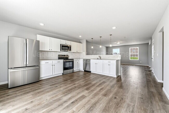 Building Photo - 25245 Vargas Ln