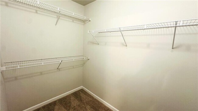 Building Photo - 668 River Mist Cir