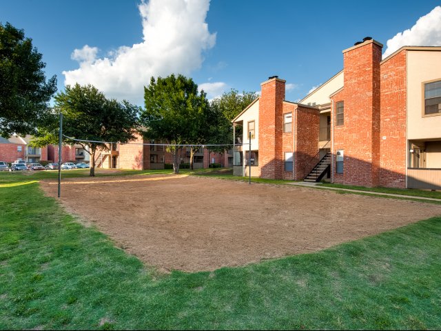 Building Photo - Wellington Park Apartments