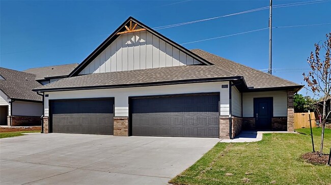 Building Photo - 12525 Florence Ln