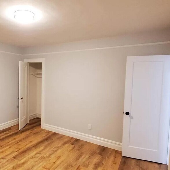 Primary Photo - 25 Park Ave
