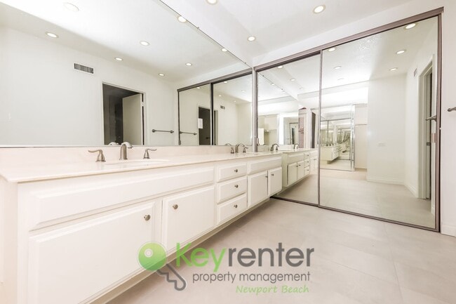 Building Photo - SOPHISTICATED FAMILY SANCTUARY IN COVETED ...