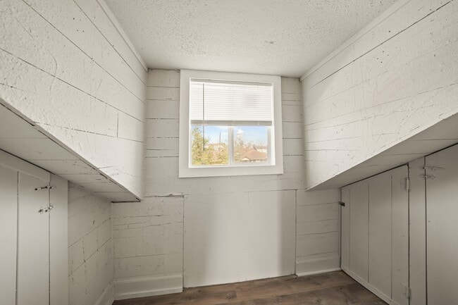 Building Photo - 3419 Illinois St