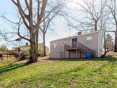 Building Photo - 6621 Seminole Dr