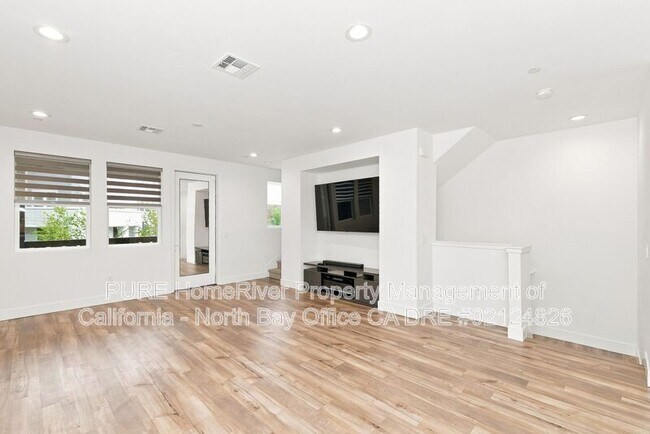 Building Photo - 295 Gambrel Cir