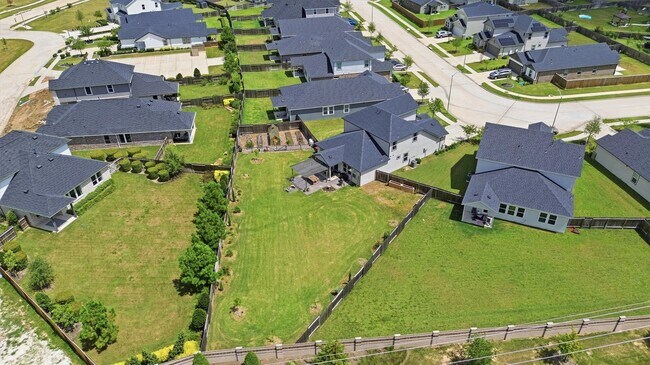 Building Photo - 7303 Bristlegrass Colony Ct