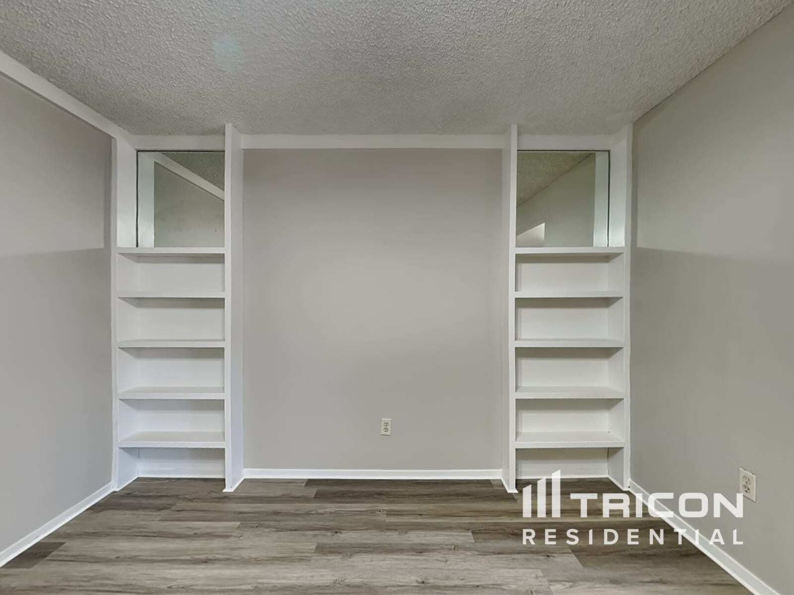 Building Photo - 2878 Goldy Way