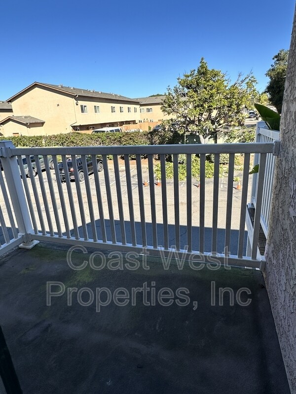 Building Photo - 3563 Roosevelt St