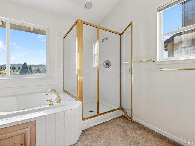 Building Photo - 5794 Owl Hill Ave