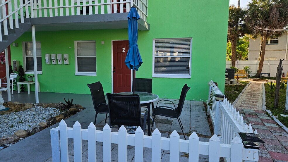 Building Photo - 309 Avanda Ct