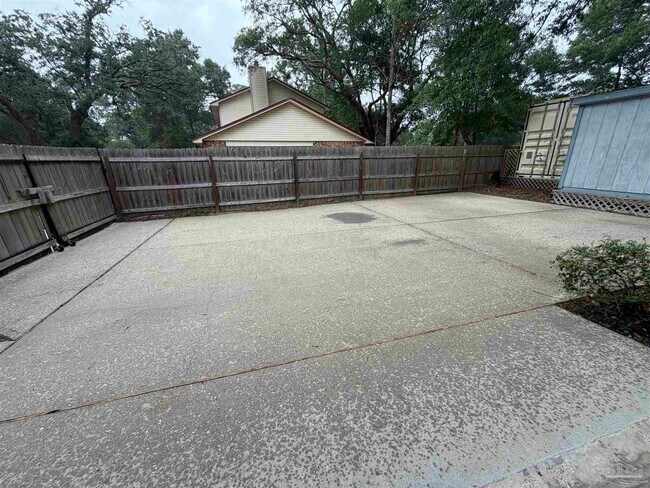 Building Photo - 3132 Waterview Dr