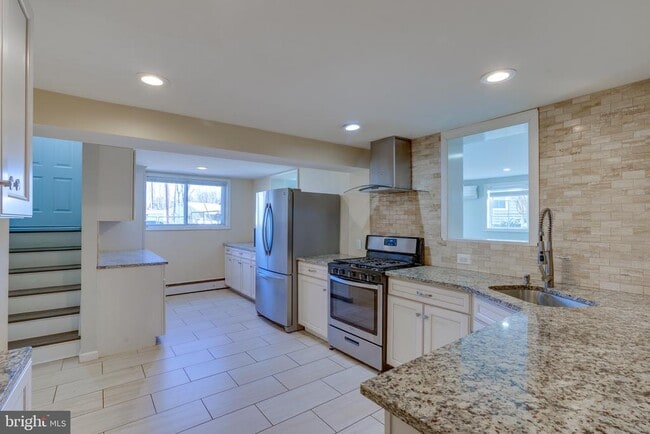 Building Photo - 1206 Riggs Ct