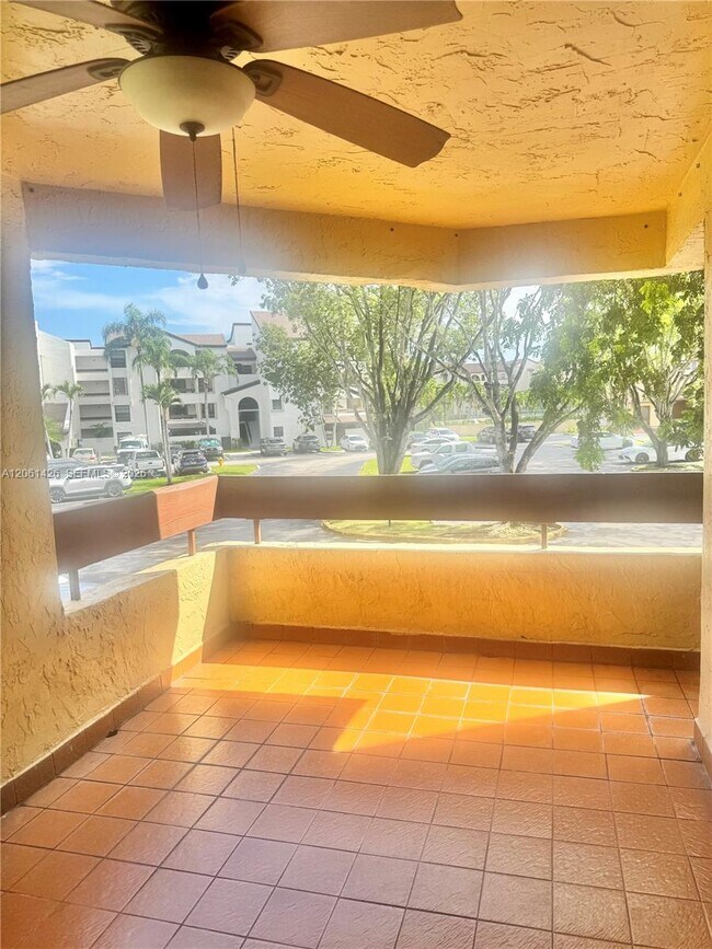 Building Photo - 9022 SW 123rd Ct