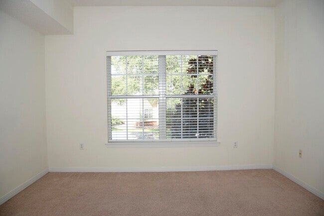 Building Photo - 1501 Partin Dr N