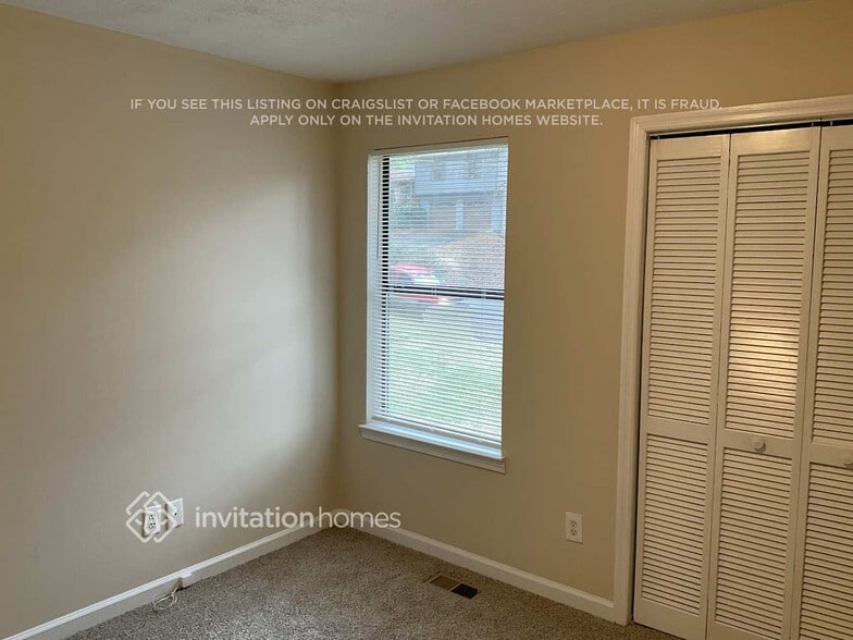 Building Photo - 1888 Cedar Chase Dr