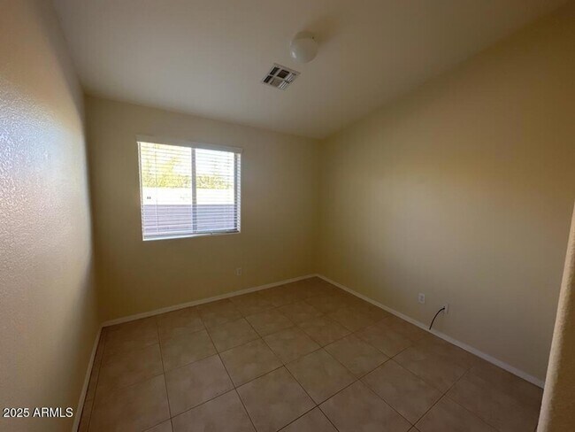 Building Photo - 10256 E Peralta Canyon Dr