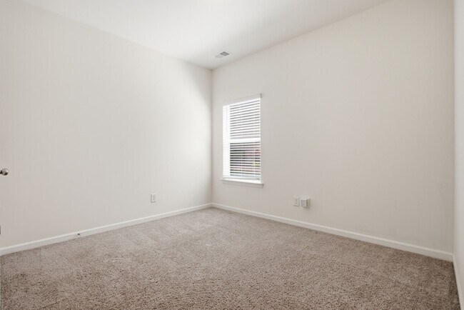 Building Photo - 3020 Goodtown Trace