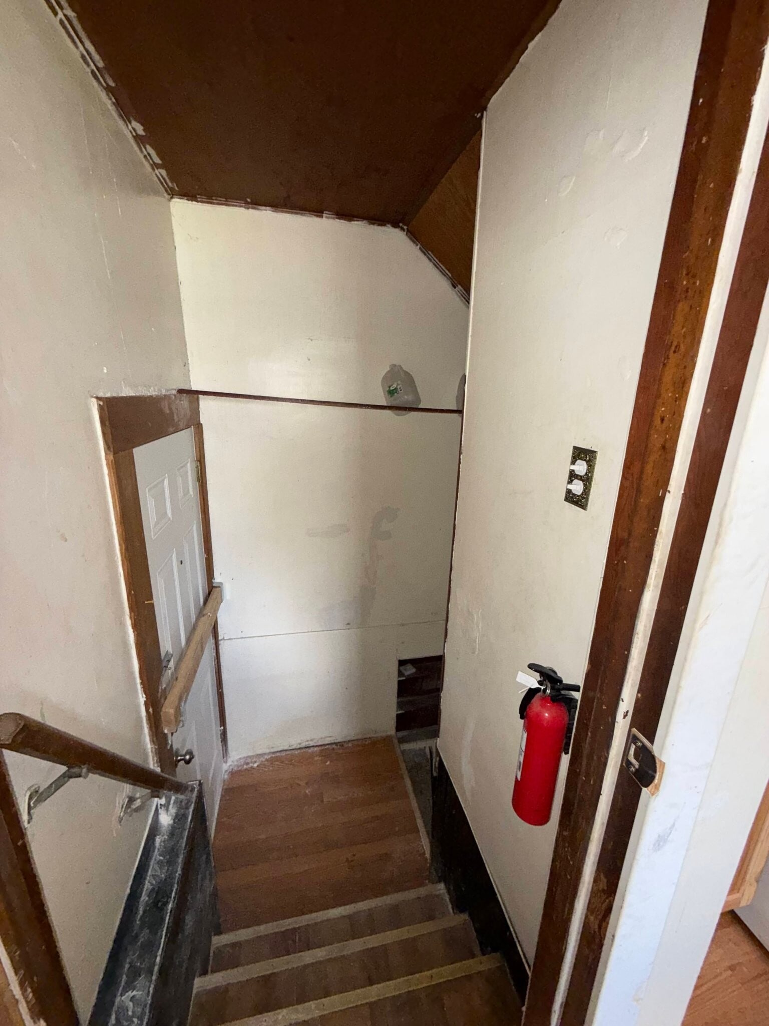 Building Photo - 3918 Trumbull Ave