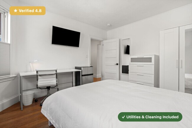 Building Photo - Furnished Bedroom in Jamaica Plain