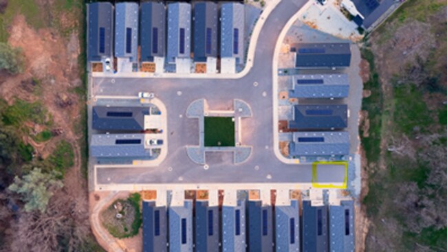 Building Photo - Newly built homes with City of Redding solar!