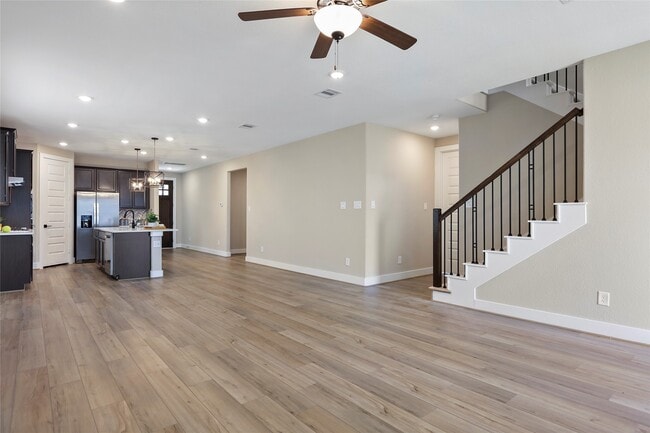 Building Photo - 2013 Woodland Pine Ct