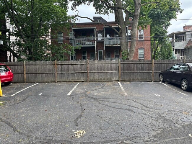 Building Photo - 145 Englewood Ave