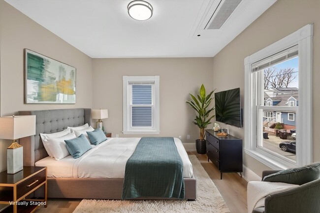 Building Photo - 91 Francis St