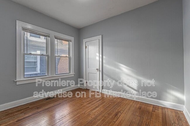 Building Photo - 2400 N 12 St
