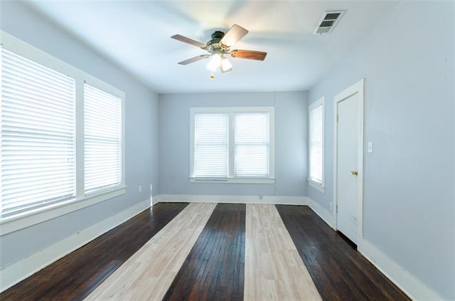 Building Photo - 2317 Honeysuckle Ave