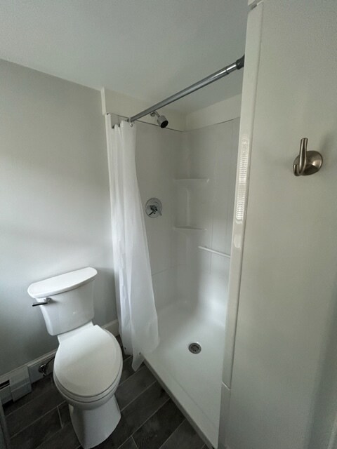 Bathroom - 73 Essex St