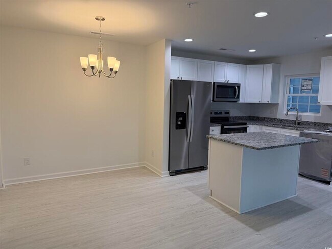 Building Photo - 179 Charter Dr