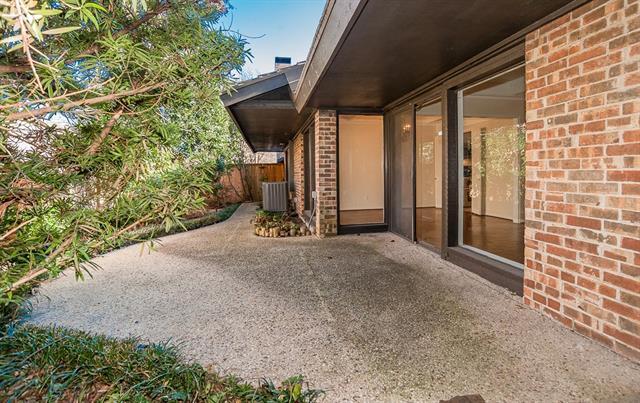 Building Photo - 6957 Helsem Way