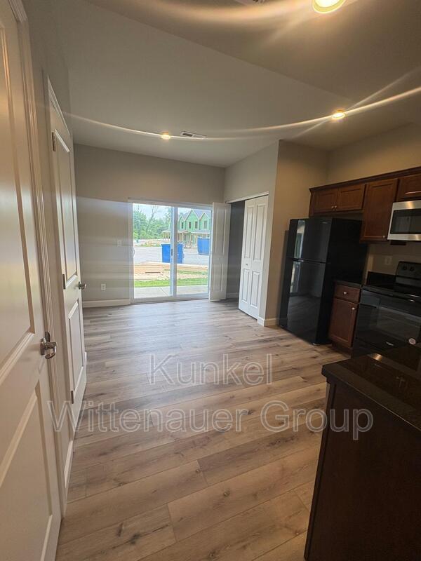 Building Photo - 217 Coral Sea Way