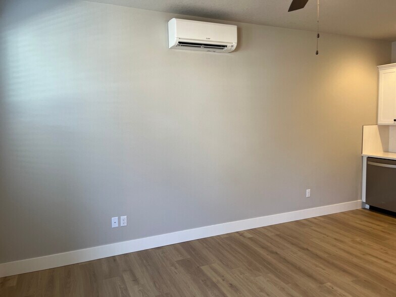 Building Photo - 2958 NW 15th Way