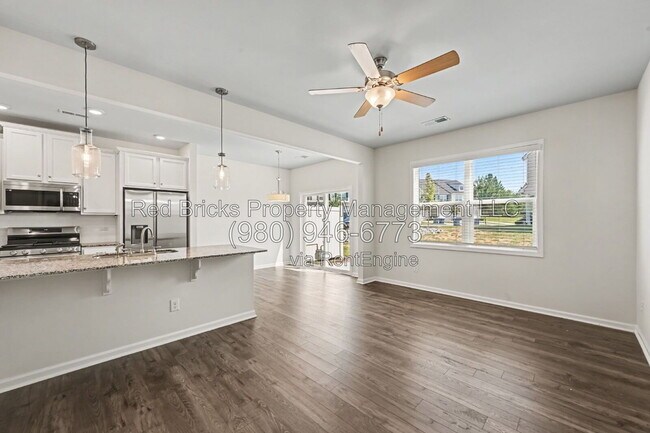 Building Photo - 3914 Townes Blvd