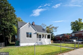 Building Photo - 4621 Greenhill Ave