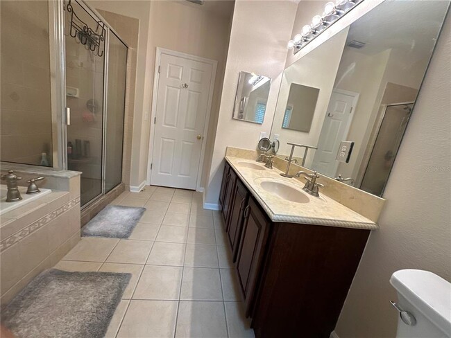 Building Photo - 8929 Silk Bay Pl