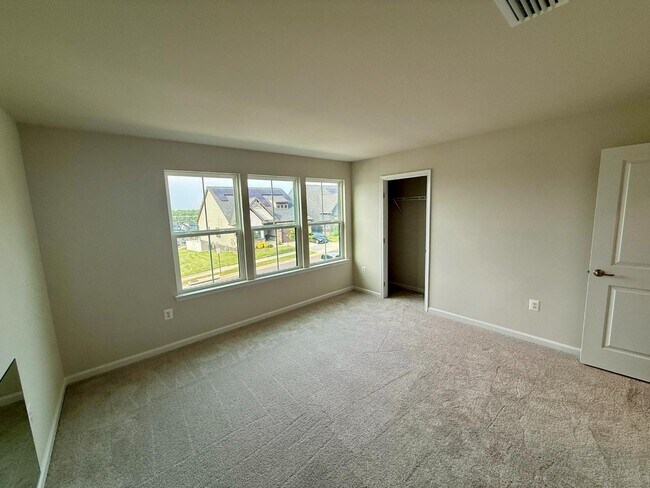 Building Photo - 1116 City View Ln