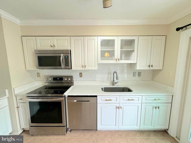 Building Photo - 2722 Hunters Gate Terrace