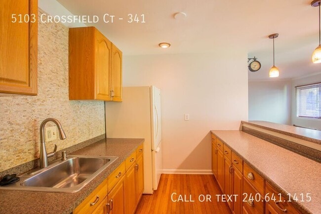 Building Photo - 5103 Crossfield Ct