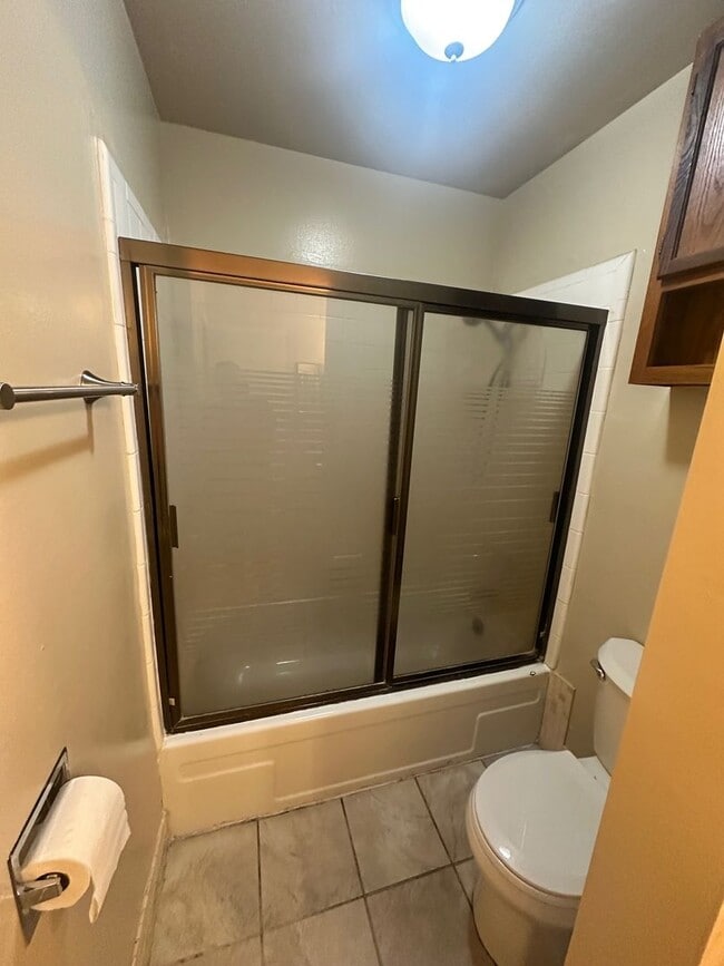 Building Photo - Move-In Special: 1/2 Off 1st Months Rent