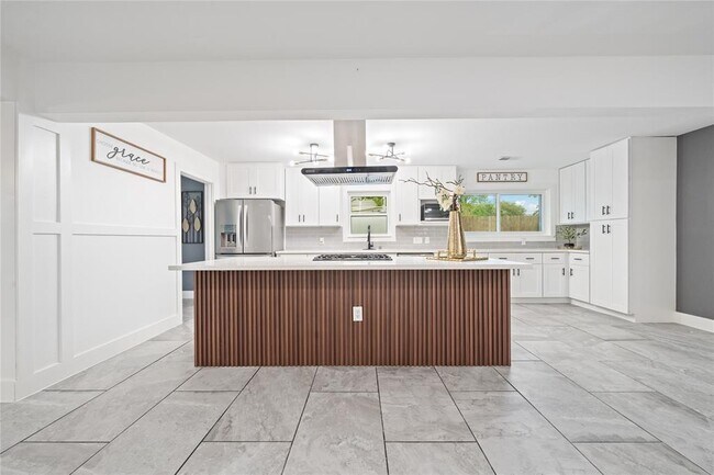 Building Photo - 1206 Timber Ln