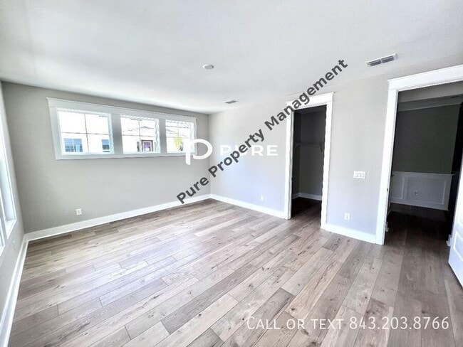 Building Photo - 2225 Cultura Cir