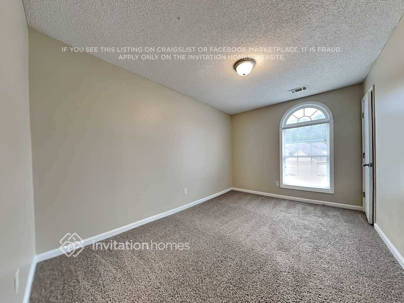 Building Photo - 6716 Delaware Bend