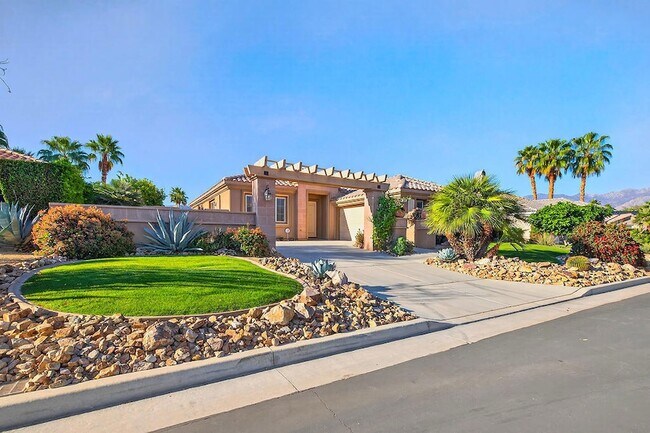 Building Photo - 41 Vista Mirage Way