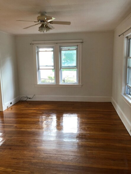 Building Photo - 136 Walden St